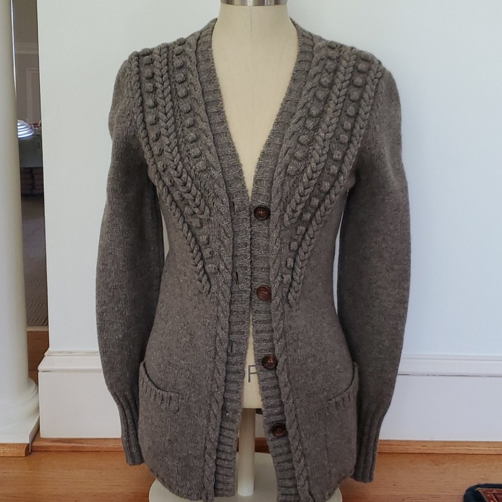 Cardigan sweater